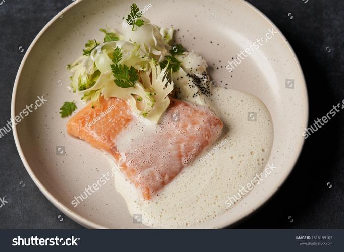 Achieve Moist & Flaky Baked Trout with Lemon & Foil Packet